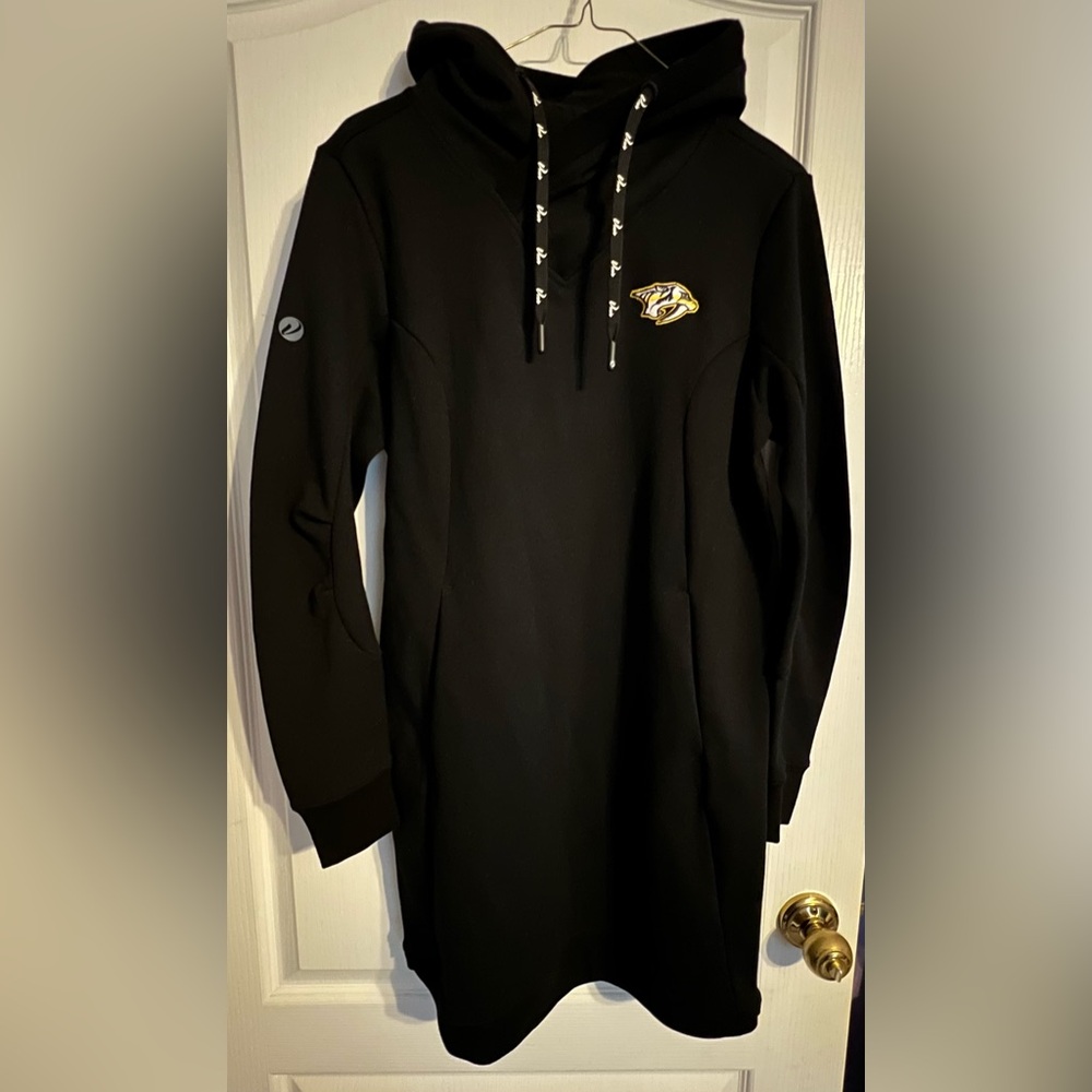 NWT Hoody Dress NHL Nashville Predators